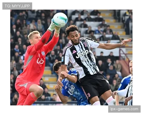 博洛尼亚新赛季逼抢体系初显成效,防守理念革新引足坛关注 博洛尼亚新赛季逼抢体系初显成效,防守理念革新引足坛关注