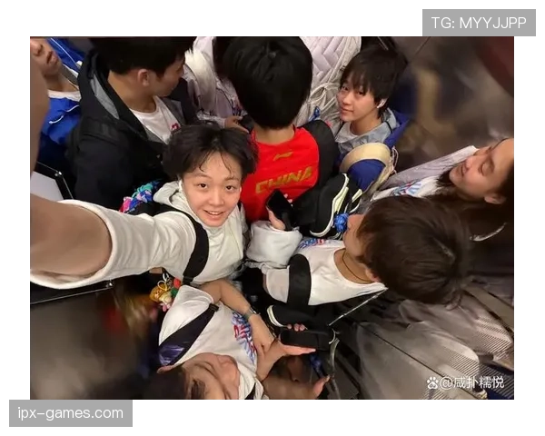 陈艺文镜头外的夜生活，感觉跟赛场上判若两人！